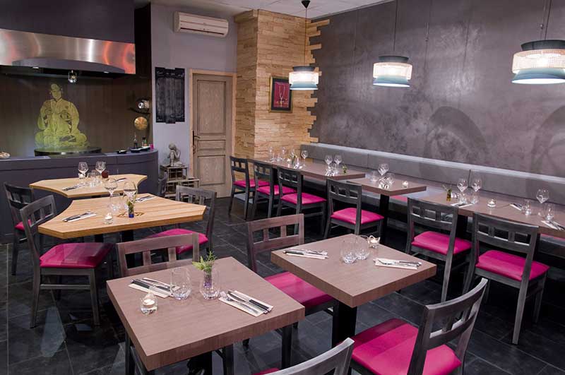 Vue salle restaurant design asiatique Vietnamien
