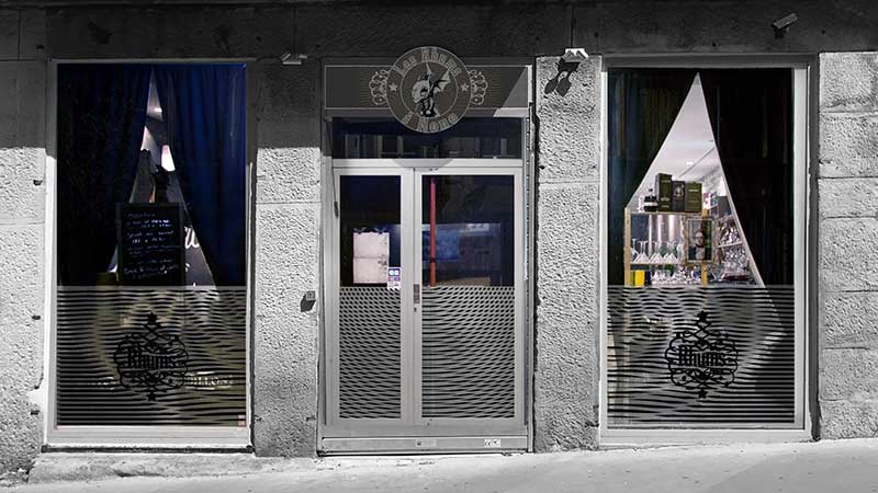 devanture du bar a Rhum commerce design
